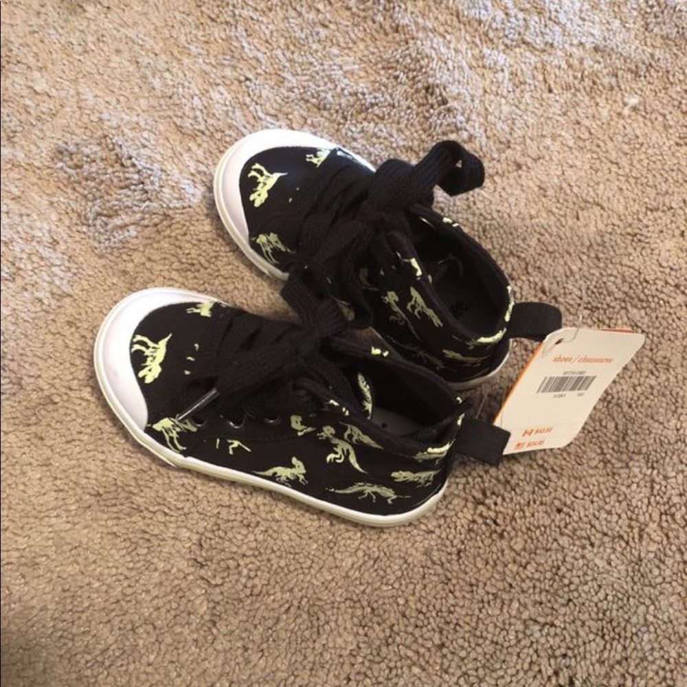 Boys sneakers